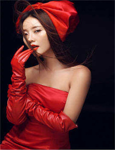 伊人情人网综合/人体模特yumi