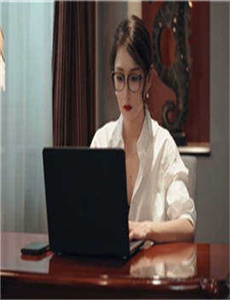 欧美日本免费视频观看,12周岁女全身裸小奶洗澡